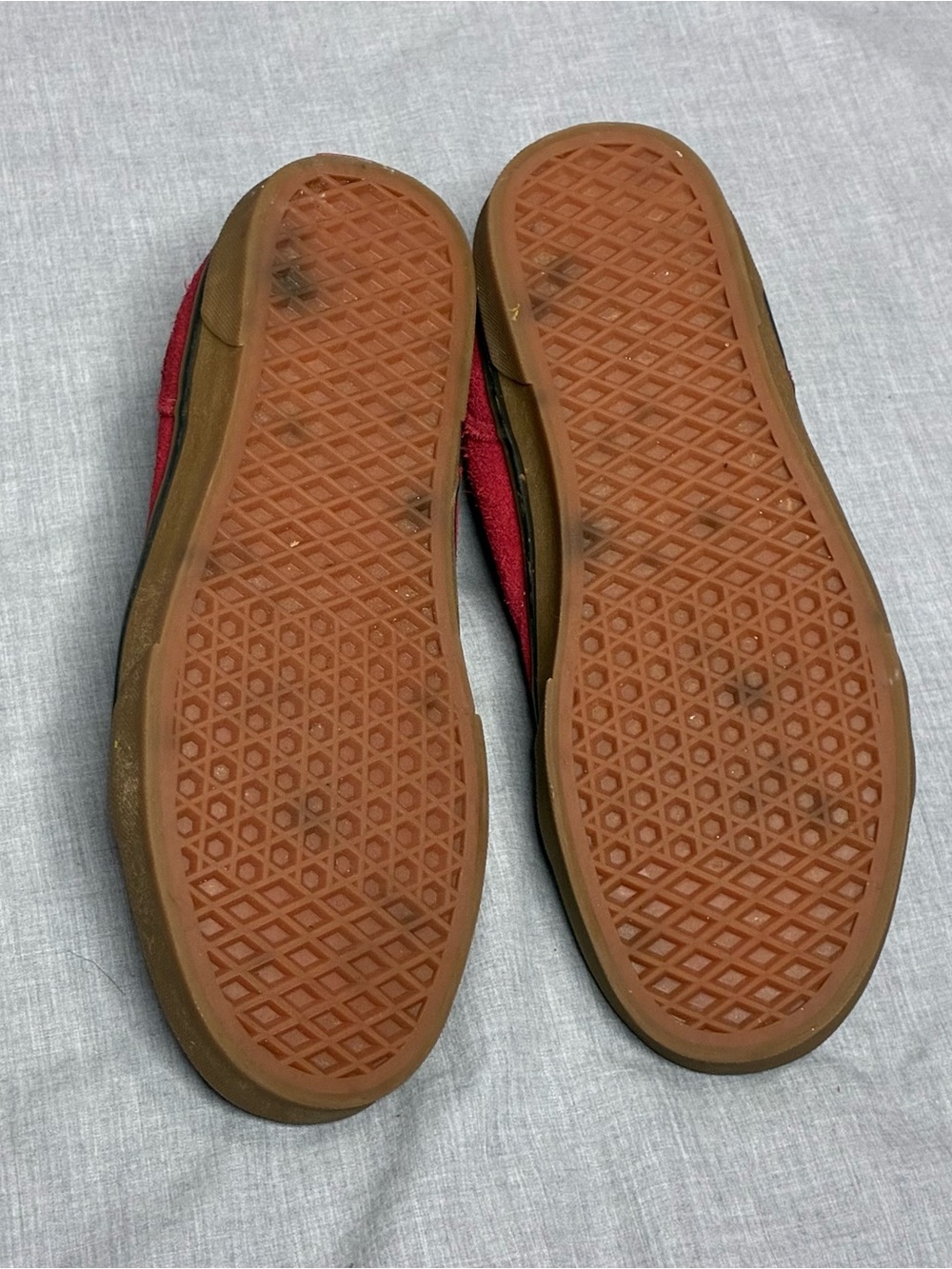 Vans Seldon Red Suede Low-Top Sneakers with Gum Sole Size 11 - Picture 10 of 10